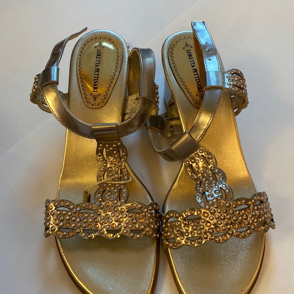 LORETTA PETTINARI gold two inch heels. size: 39